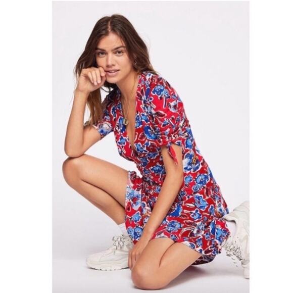 Free People Glow Up Mini Dress Red & Blue Floral Size 6 - Picture 3 of 10